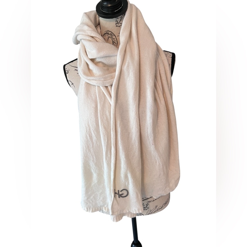 Gilly Hicks Soft Cream Knit wrap, scarf, oversized 80” x 30”,